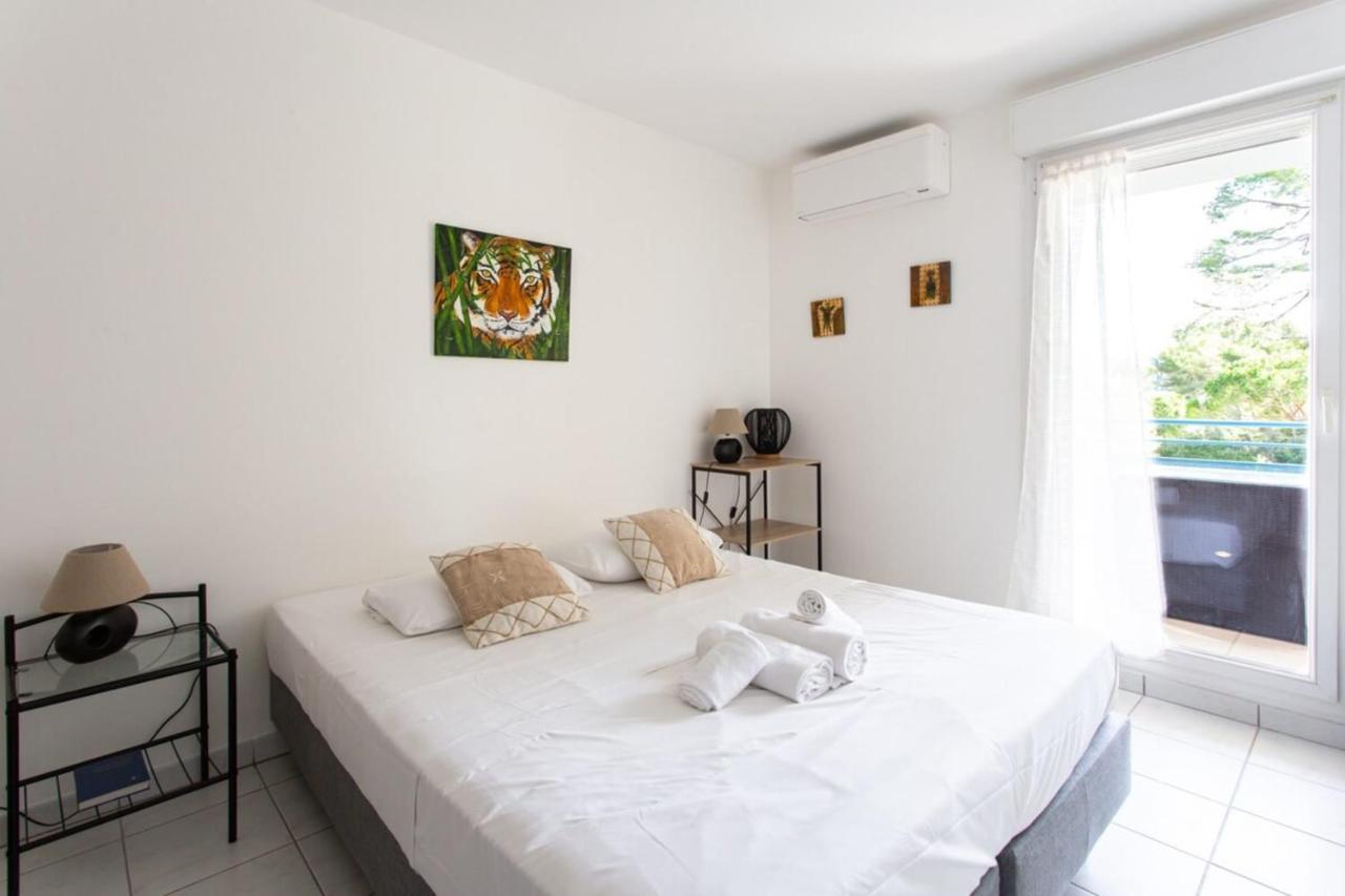 Air-Conditioned Apartment With Furnished Terrace Tennis Court & A Garage Cannes Extérieur photo