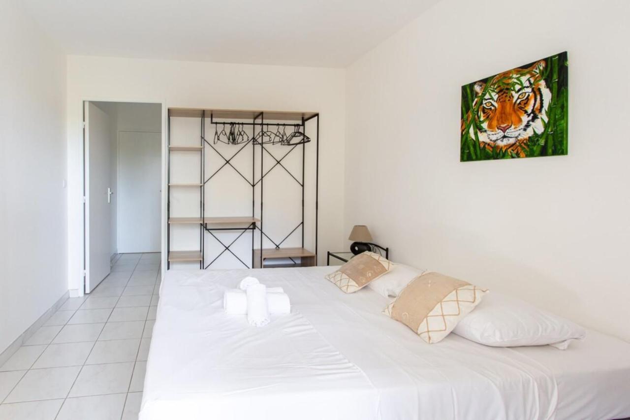 Air-Conditioned Apartment With Furnished Terrace Tennis Court & A Garage Cannes Extérieur photo