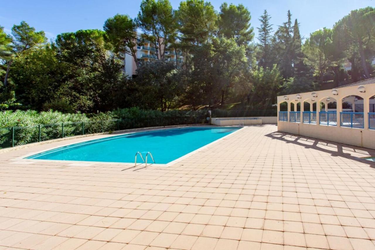 Air-Conditioned Apartment With Furnished Terrace Tennis Court & A Garage Cannes Extérieur photo